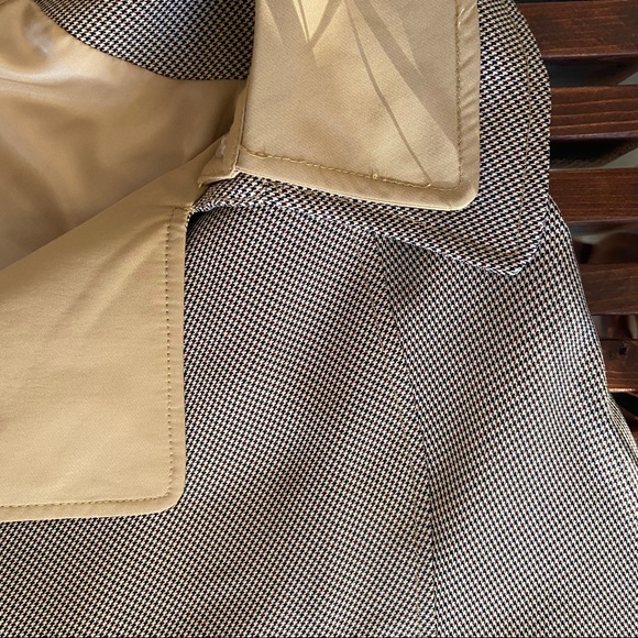 *SOLD* Oversized trench - Picture 10 of 10